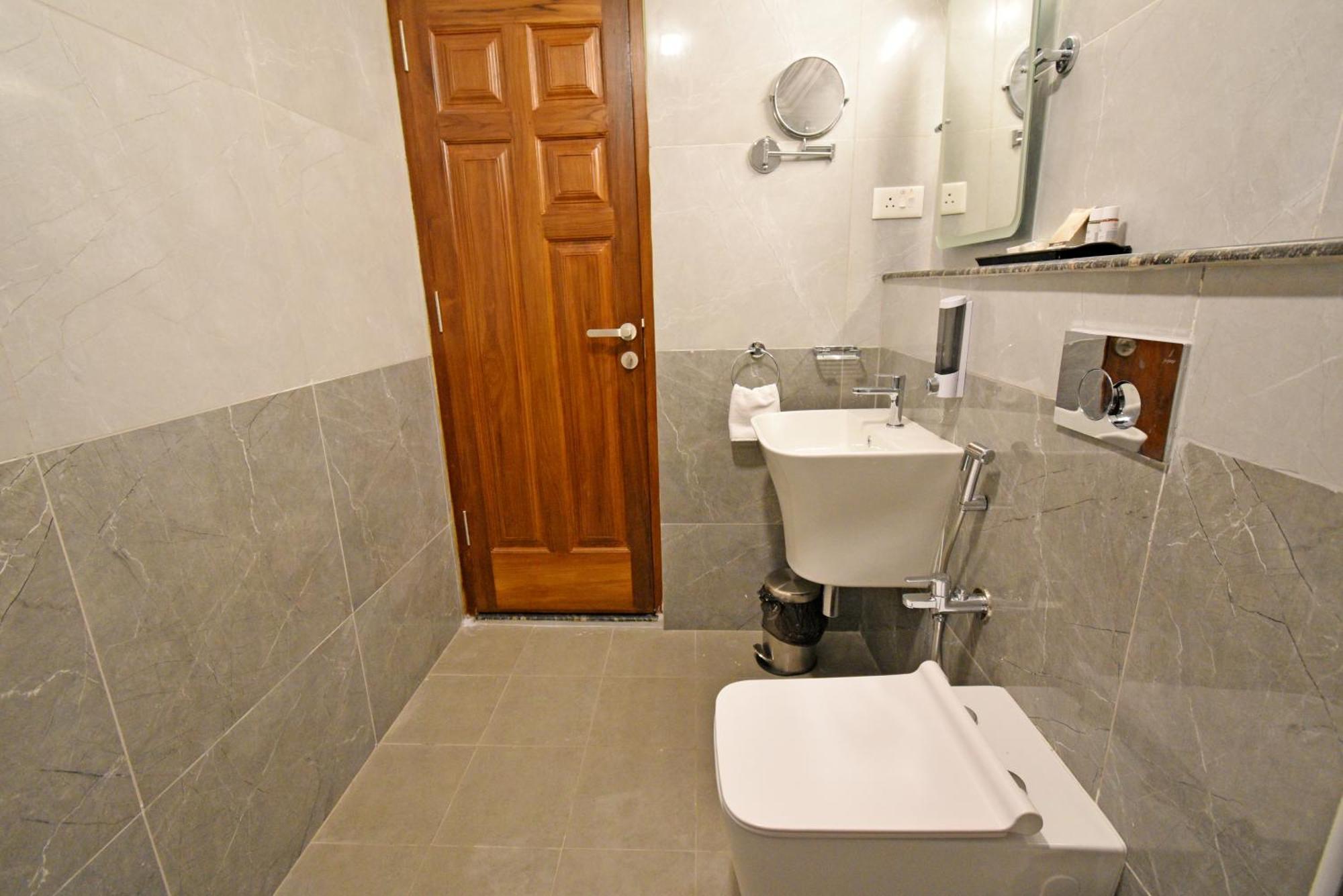 Le Colonial Suites 퐁디셰리 외부 사진