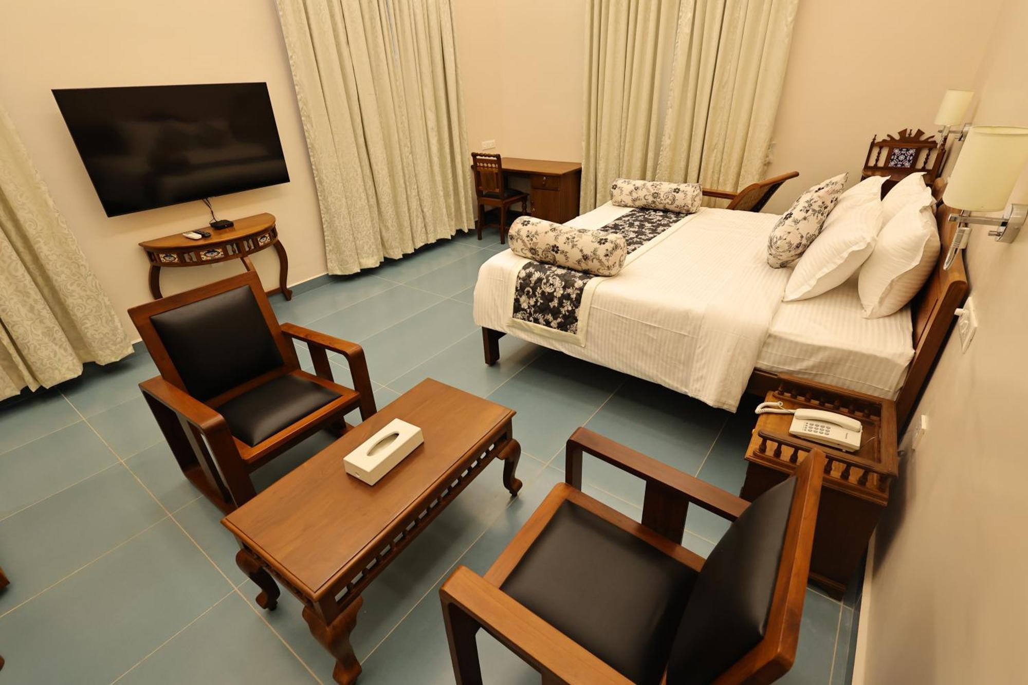 Le Colonial Suites 퐁디셰리 외부 사진