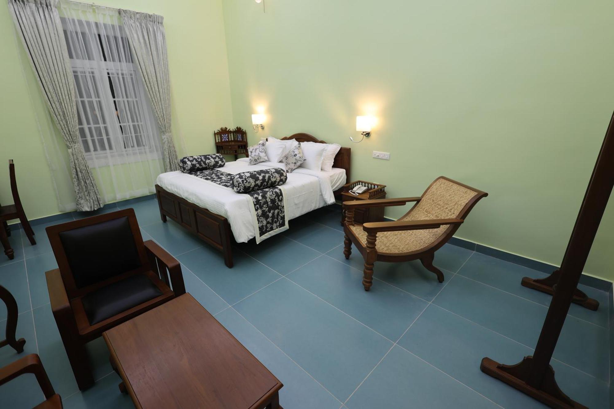 Le Colonial Suites 퐁디셰리 외부 사진