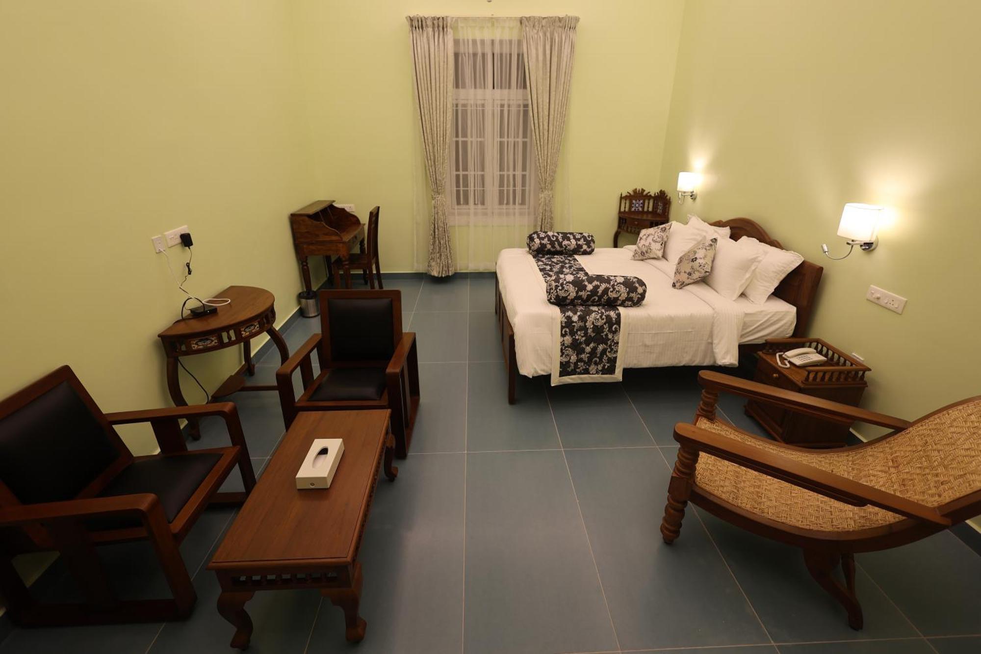 Le Colonial Suites 퐁디셰리 외부 사진
